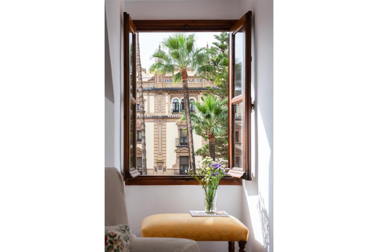 La Casa de San Fernando con vistas a los Reales Alcázares Sevilla Exterior foto